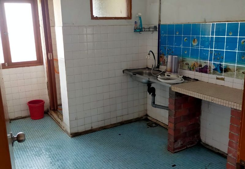 Flat PKNS, Seksyen 24