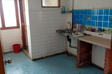 Flat PKNS, Seksyen 24