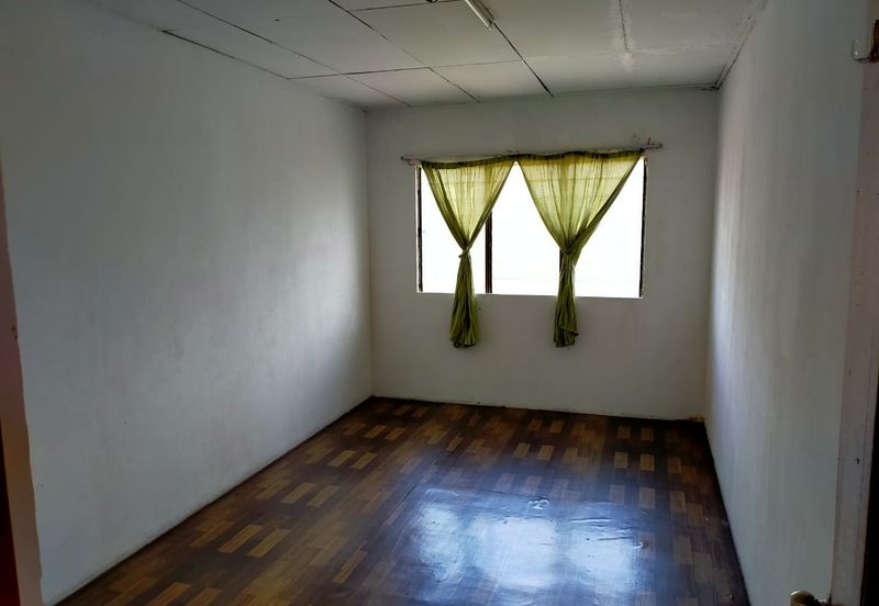 Flat PKNS, Seksyen 24