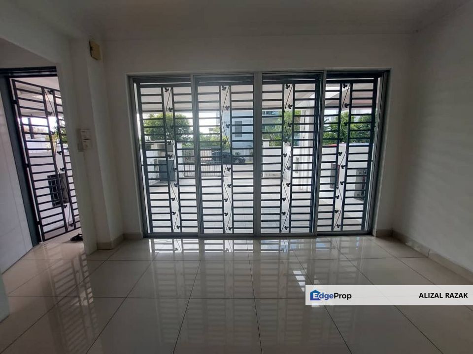 Taman Nusa Idaman Kajang - 2.5 storey Terrace House For Sale [FREEHOLD & nearby Putrajaya], Selangor, Kajang