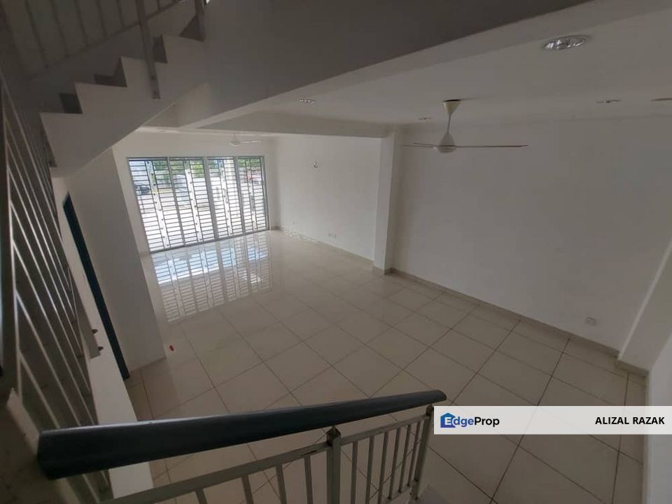 Taman Nusa Idaman Kajang - 2.5 storey Terrace House For Sale [FREEHOLD & nearby Putrajaya], Selangor, Kajang
