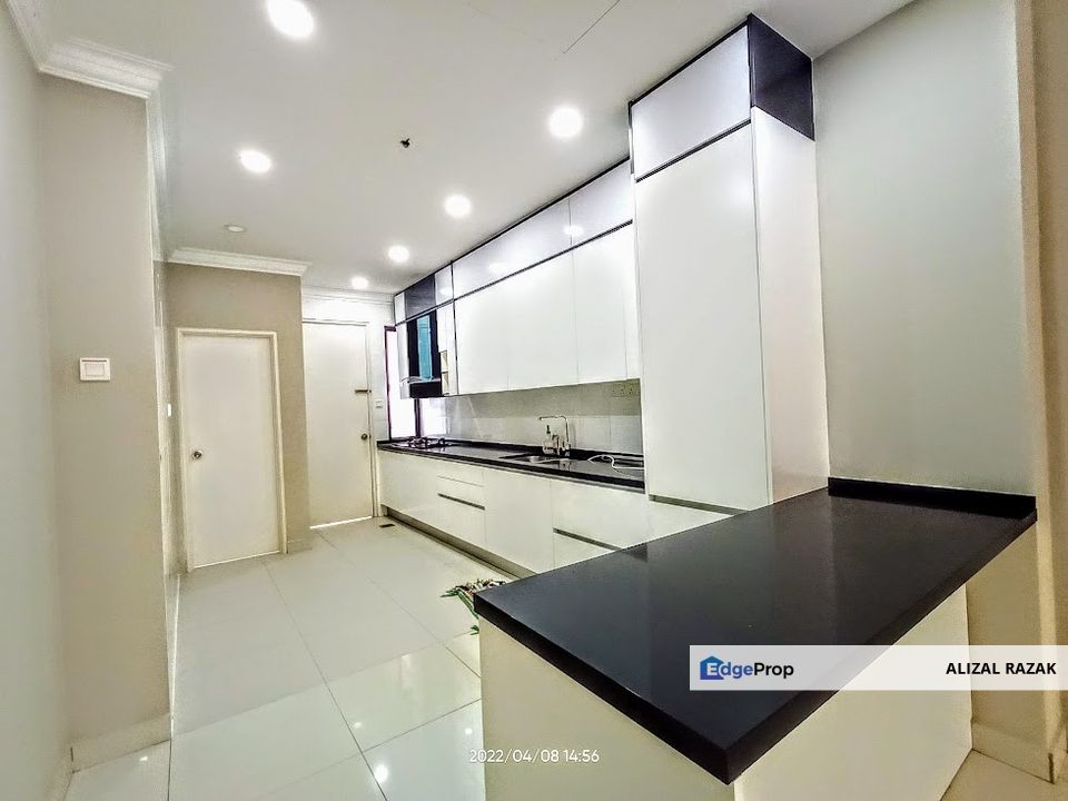 Chemara Hills Seremban - Double Storey Link House For Sale [Facing Open + Renovated], Negeri Sembilan, Seremban