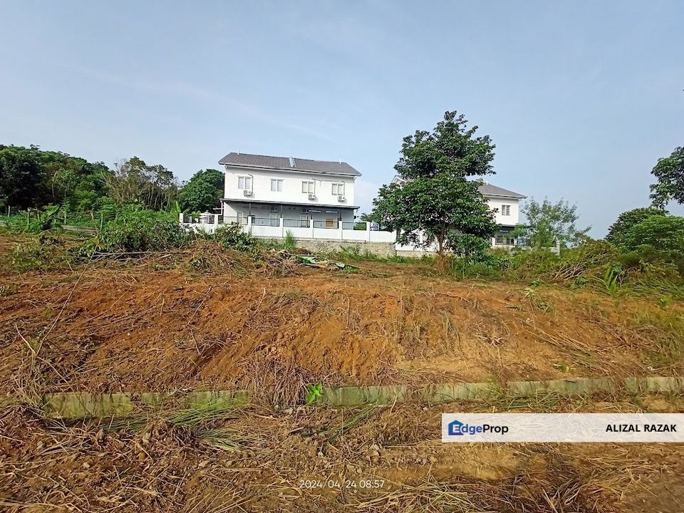 Jenderam Hilir Dengkil - Lot Banglo 5005 kaki persegi untuk dijual [Facing Open], Selangor, Dengkil