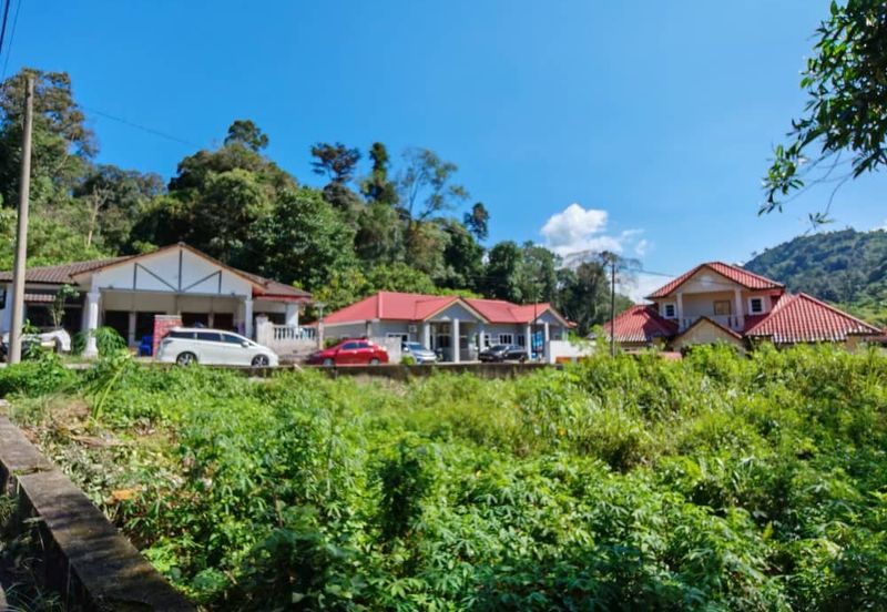 Jalan Felcra Semungkis Batu 14