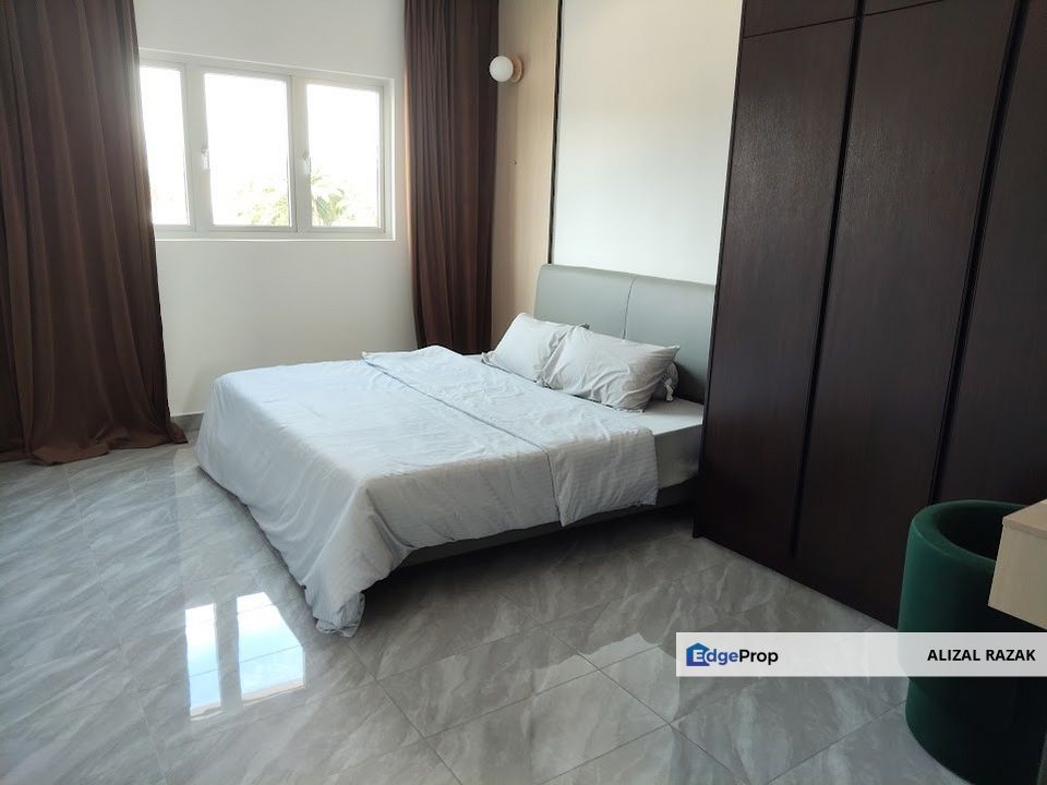 Near KLIA - Landed Duplex For Sale [Modern Concept, Gated & Guarded area + 2 Parking], Selangor, Sepang