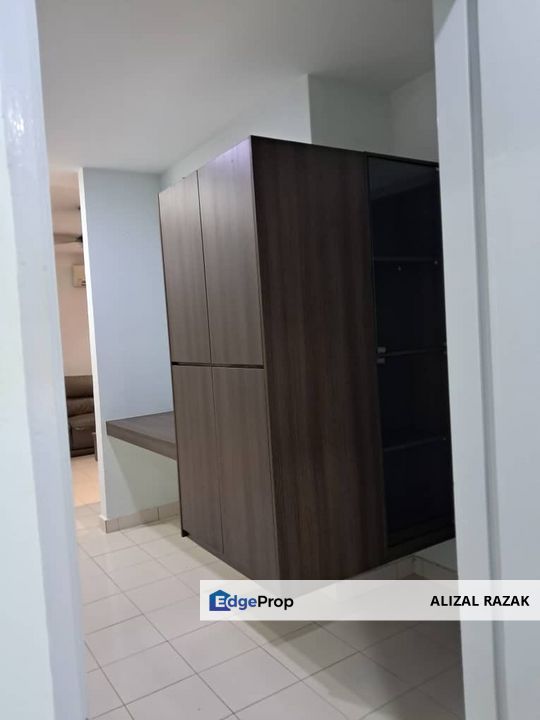 Kota Damansara - De Rozelle Condo For Sale [Fully Furnished, nearby school and Forest Reserve], Selangor, Kota Damansara