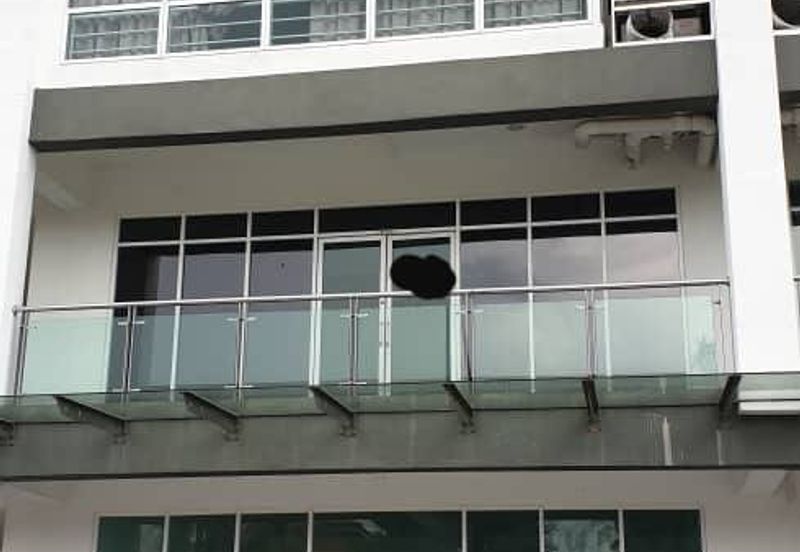 Ostia Bangi Business Avenue