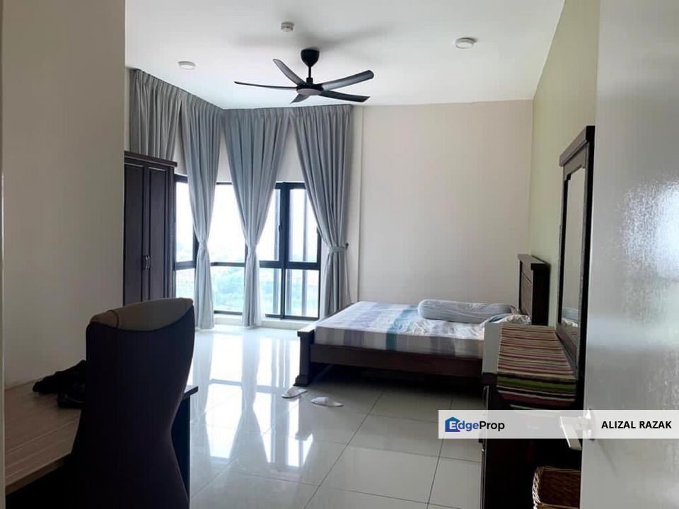 [Lake View & Corner] Tasik Vista Residen For Sale @ Bandar Tun Hussein Onn Cheras [2 Parking], Selangor, Cheras