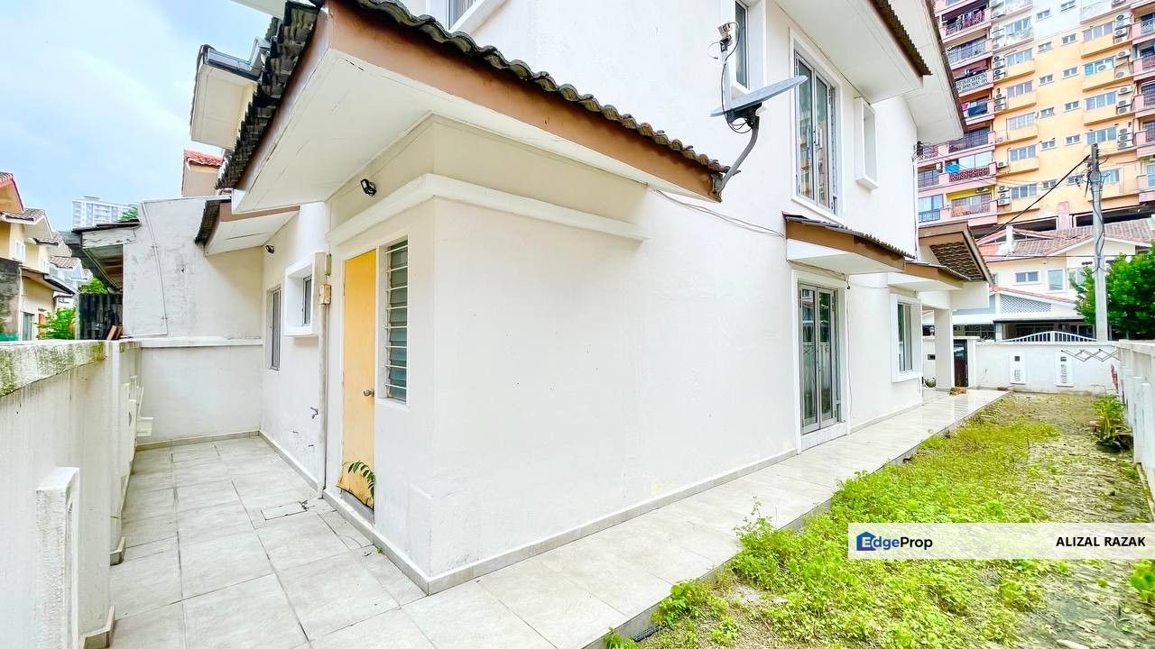 Kelana Idaman Double Storey For Sale [Endlot & Partially Furnished] @ Kelana Jaya Petaling Jaya, Selangor, Kelana Jaya