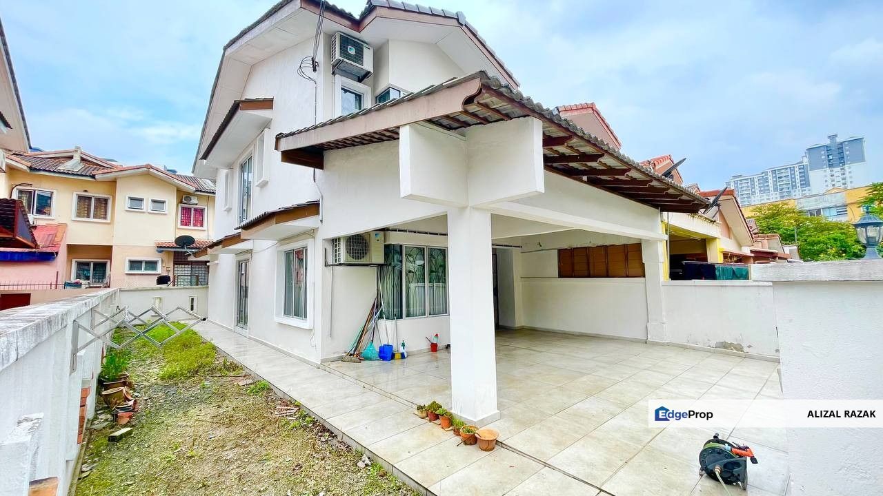Kelana Idaman Double Storey For Sale [Endlot & Partially Furnished] @ Kelana Jaya Petaling Jaya, Selangor, Kelana Jaya