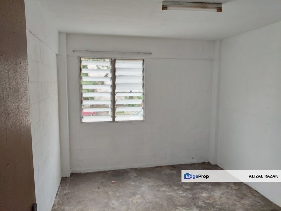 Flat Pandan Jaya KL Blok L1A for sale [Tingkat 1, jalan kaki ke LRT], Selangor, Pandan Jaya