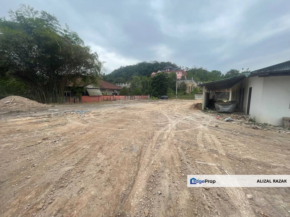 Lot Banglo For Sale @ Sungai Merab [Freehold Rezab Melayu, infra ready, tanah rata dan dah tambak], Selangor, Kajang