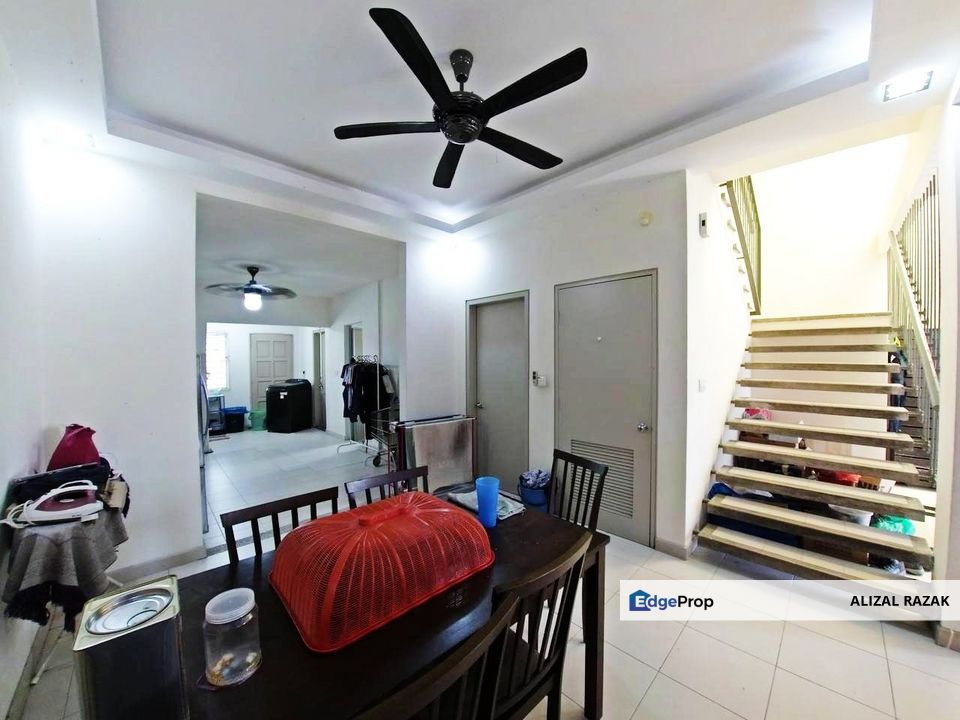 Double Storey Superlink 24x75 For Sale @ Desiran Timur Enstek, Bandar Baru Enstek Nilai [Facing Open, Renovated], Negeri Sembilan, Seremban