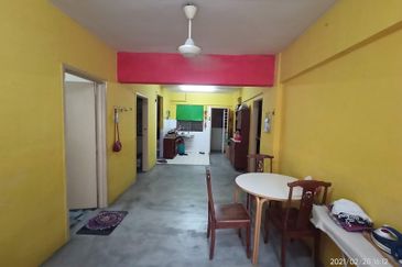 Aman Putra Apartment