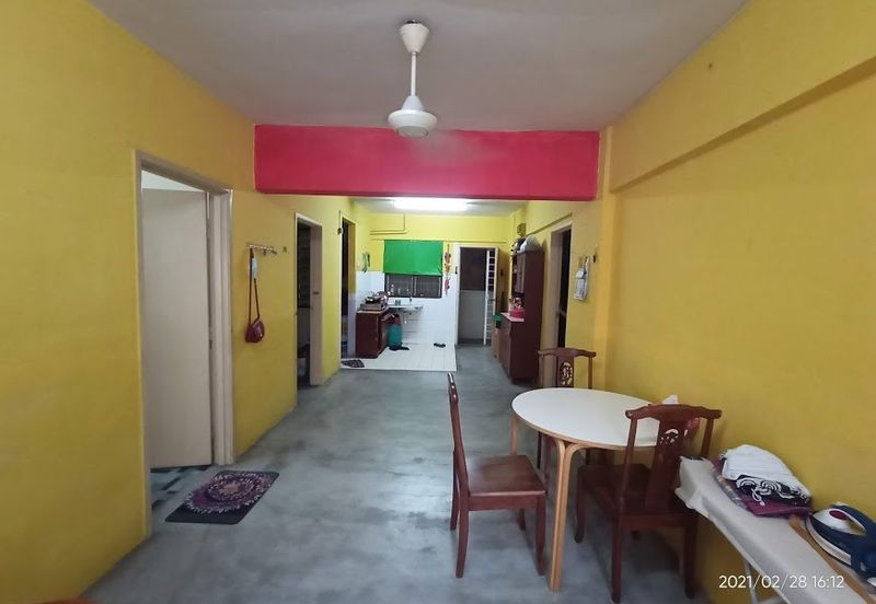 Aman Putra Apartment