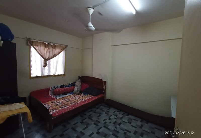 Aman Putra Apartment