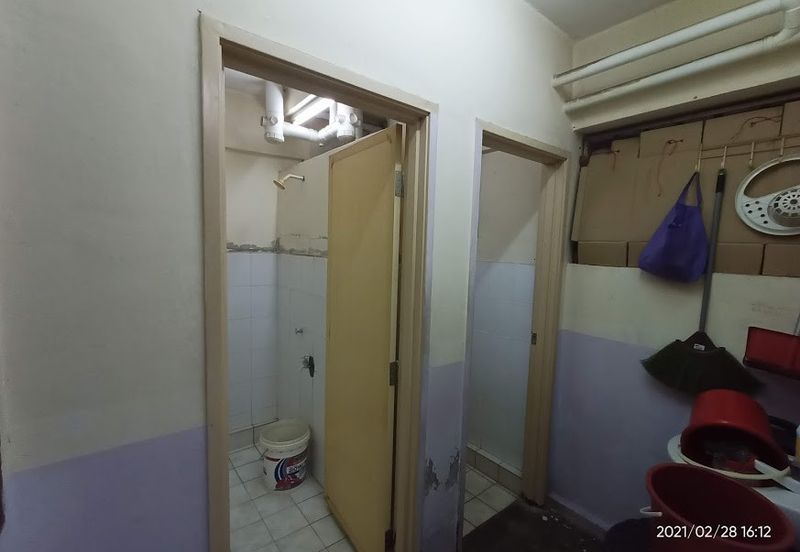 Aman Putra Apartment