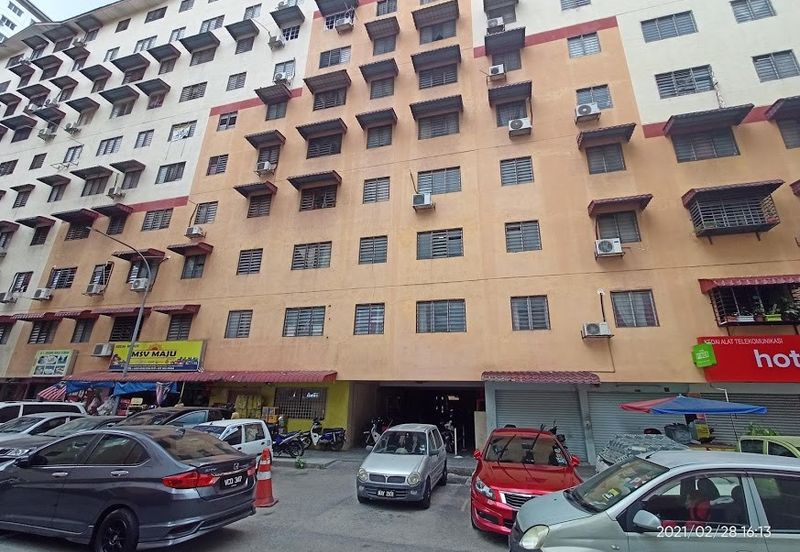 Aman Putra Apartment