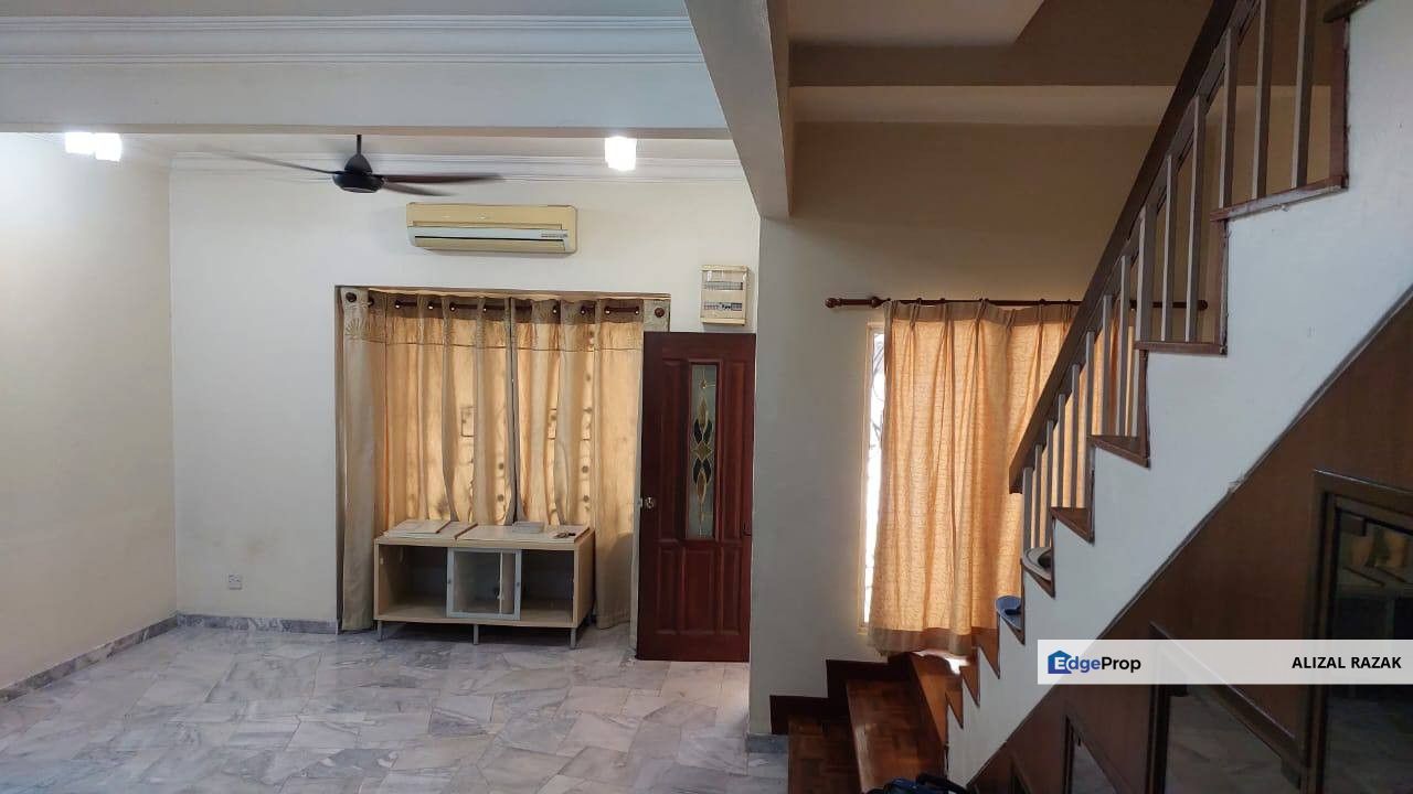 Kelana Idaman @ Kelana Jaya - 2 Storey linkhouse For Sale [Prime Area, Fully Extended], Selangor, Kelana Jaya