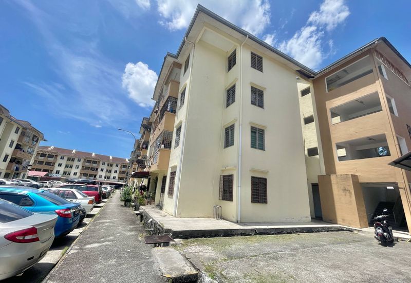 Apartment Cempakapuri