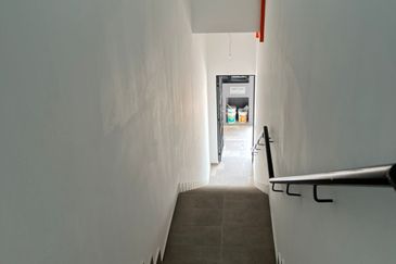 Baris Place @ Setia Mayuri