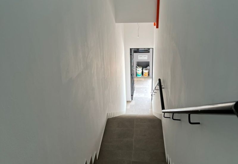 Baris Place @ Setia Mayuri