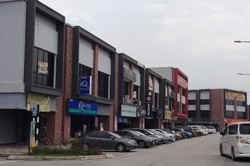 Baris Place @ Setia Mayuri