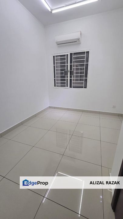 Oasis 2 Residence For Sale @ Mutiara Heights Kajang [Freehold, Below Value, Renovated] - 2 parking, Good Condition, Selangor, Kajang