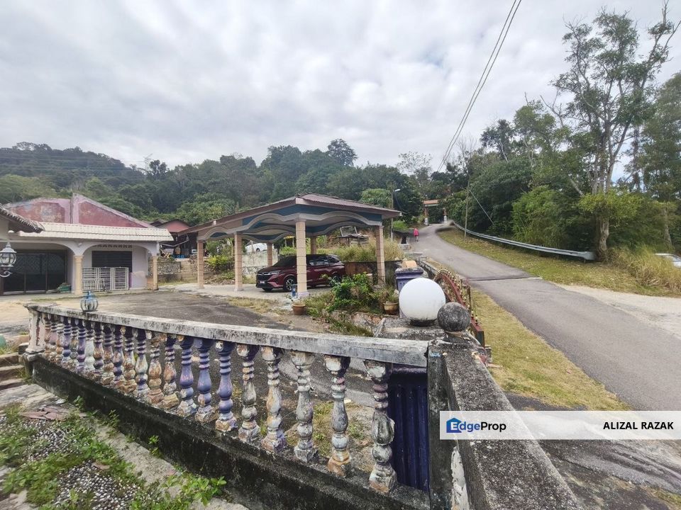 Tanah dan Rumah For Sale @ Tampin Negeri Sembilan [sesuai buat homestay, dekat kawasan rekreasi dan kaki gunung], Negeri Sembilan, Tampin