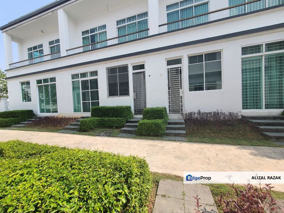 Double Storey Terrace House Merrydale Eco Majestic Semenyih For Sale [Like New, Below Value, Freehold], Selangor, Semenyih