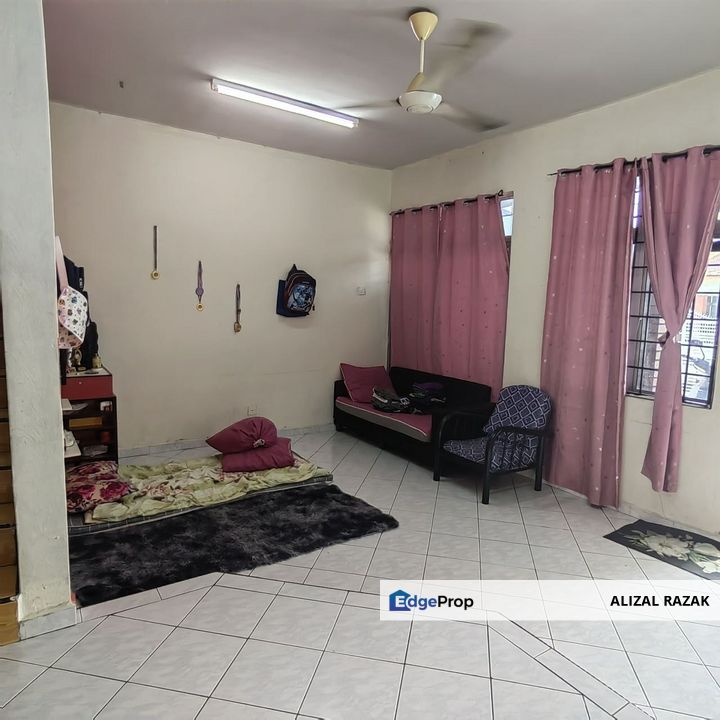 Double Storey Terrace House For Sale [FREEHOLD] @ Seksyen 5 Bandar Rinchinh Semenyih, Selangor, Semenyih
