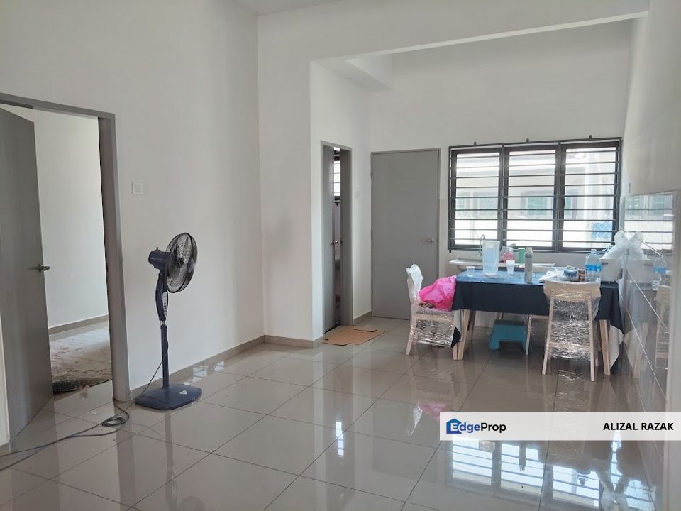 Taman Tulip 4 For Sale @ Kg Lombong, Seksyen 29 Shah Alam [Best Deal, Basic Unit] - Double Storey Terrace House, Selangor, Shah Alam
