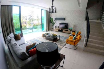 Cyberjaya Corner Superlink House 3 Storey