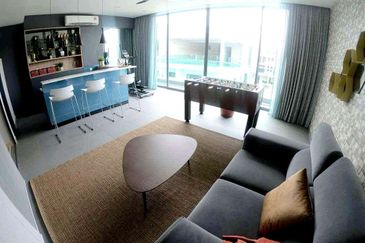 Cyberjaya Corner Superlink House 3 Storey Semi D