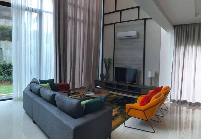 3 Story Bungalow Shah Alam U10 , Shah Alam