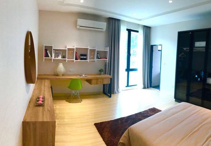 3 Story Bungalow Shah Alam U10 , Shah Alam