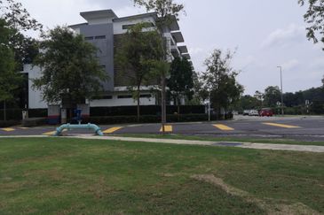 Reflexion Xania Superlink Puchong House, Puchong