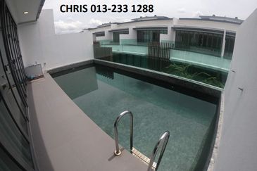 Puchong 3 Storey Superlink House Near Cyberjaya Pu