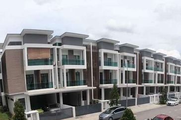 [ 0% to Own a unit ] Selayang 3 storey Superlink House, Near Kepong, Jalan Ipoh, KL City Centre