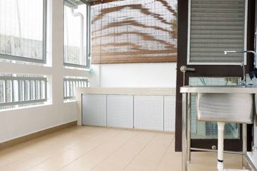 Saujana impian Golf resort Brymwood 2 storey Semi D House, Near Cheras Kajang