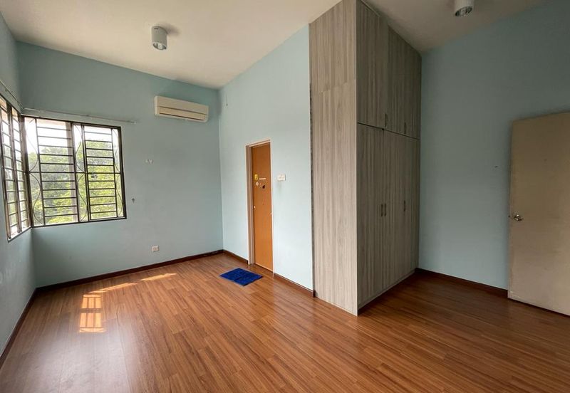 [ 40x75 ] Specious Renovated Saujana impian Semi D