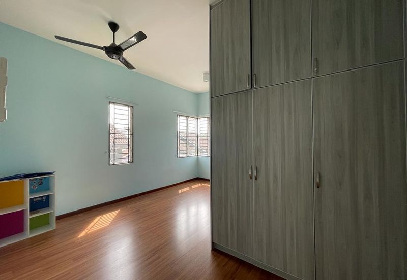 [ 40x75 ] Specious Renovated Saujana impian Semi D