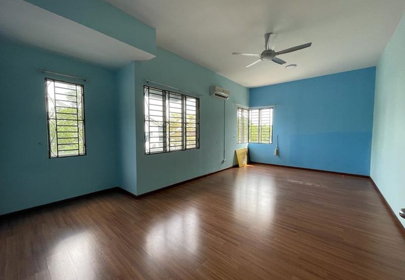 [ 40x75 ] Specious Renovated Saujana impian Semi D