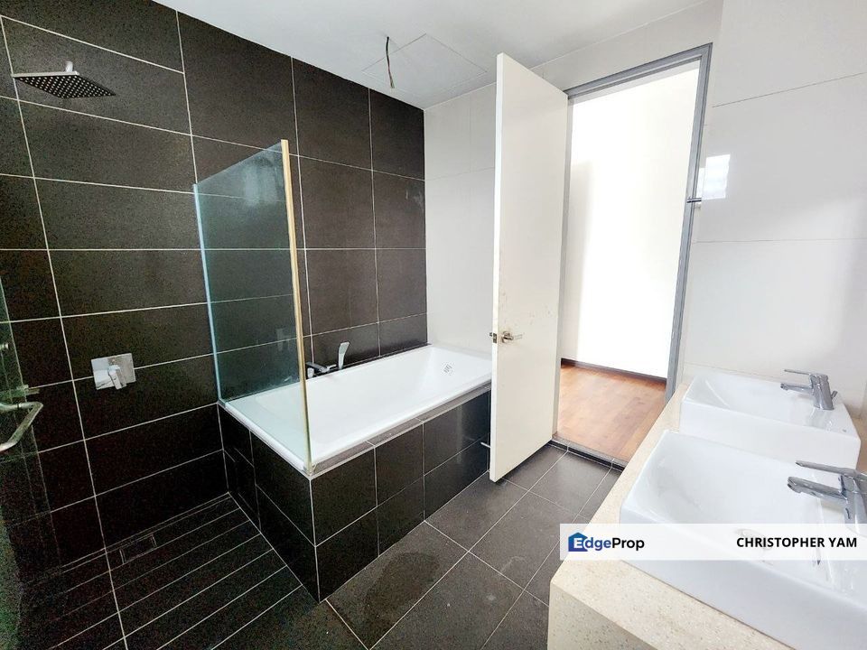 Saujana Impian Golf Resort Semi D House For Sale, Selangor, Kajang