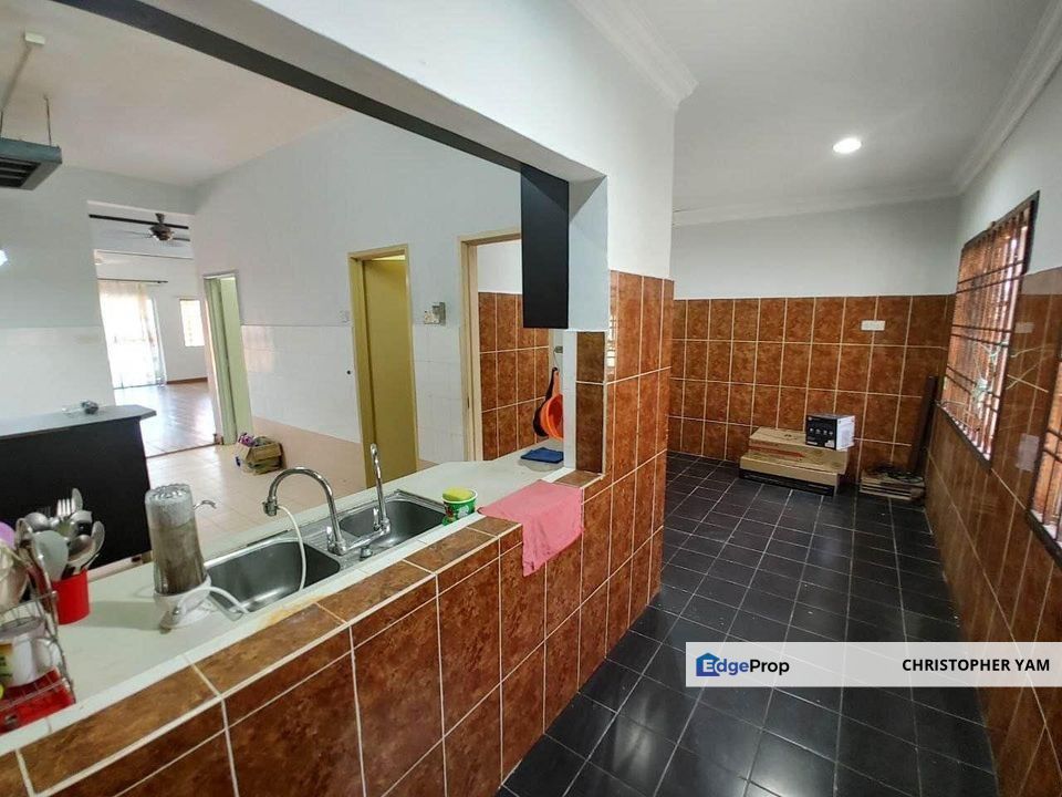 Prima Saujana 2 Storey Terrace House End lot, Selangor, Kajang