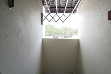 Saujana impian Indah 2 Storey Terrace House 24x75