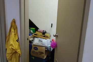 44x49 Big Sized Semi-D, 2713 sq feet, Jln Kemudi, Kerling, Selangor