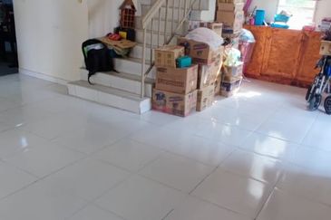 44x49 Big Sized Semi-D, 2713 sq feet, Jln Kemudi, Kerling, Selangor