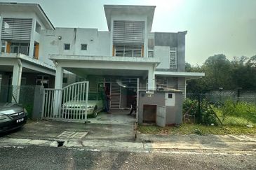 44x49 Big Sized Semi-D, 2713 sq feet, Jln Kemudi, Kerling, Selangor