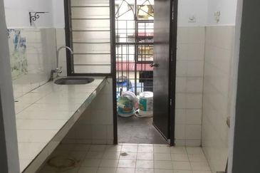 1st Floor 645sqft Pangsapuri Palma (Freehold) Bandar Country Homes